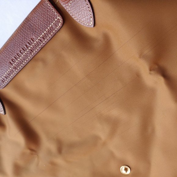 Longchamp Le Pliage Club Medium Tote Bag - Picture 4 of 14